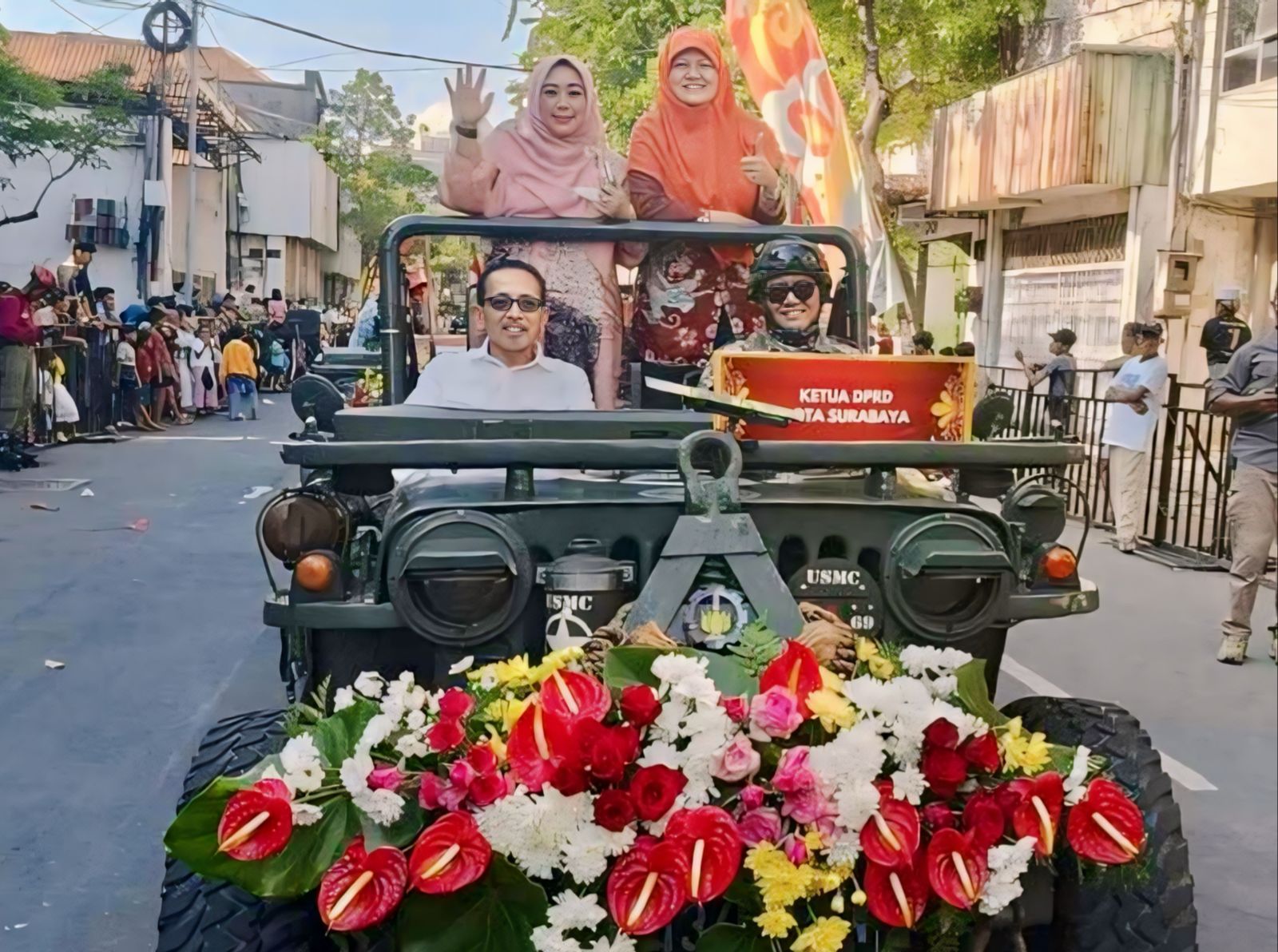 Surabaya Vaganza 2024 Pukau Masyarakat, Pimpinan DPRD: Tumbuhkan Semangat Nasionalisme