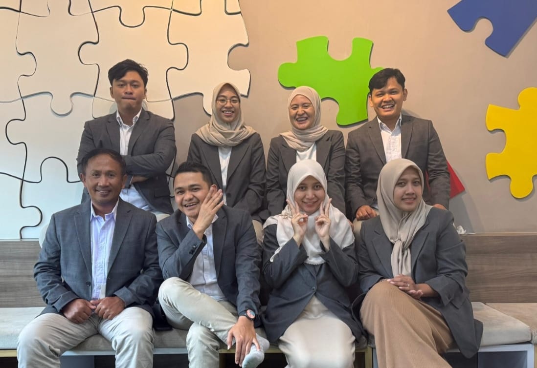 Humas UMM Kembali Jadi Humas Kampus Terbaik se-Jatim