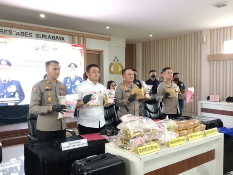 Pengedar Jaringan Jawa-Sumatra Digulung, Sita 40,8 Kg Sabu dan 20.019 Butir Ekstasi