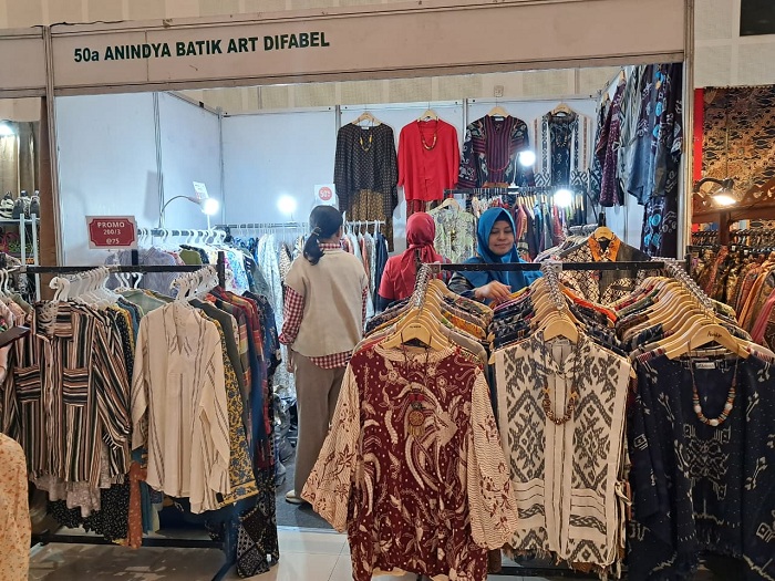 Anindya Batik Tampil di Batik Fair Surabaya, Berdayakan Pekerja Difabel