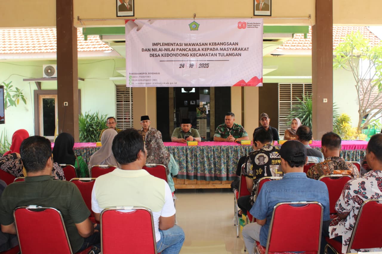 Kodim 0816/Sidoarjo Bersama Bakesbangpol Sosialisasi Wawasan Kebangsaan dan Nilai Pancasila di Desa Kedondong