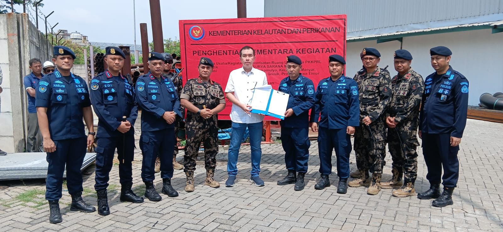 Tak Kantongi Izin PKKPRL, KKP Hentikan Aktivitas Pemanfaatan Ruang Laut PT SSM di Gresik