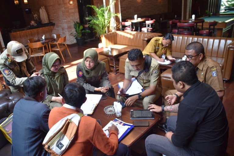 Panti Pijat dan Biliar di Surabaya Diawasi Ketat Selama Ramadan