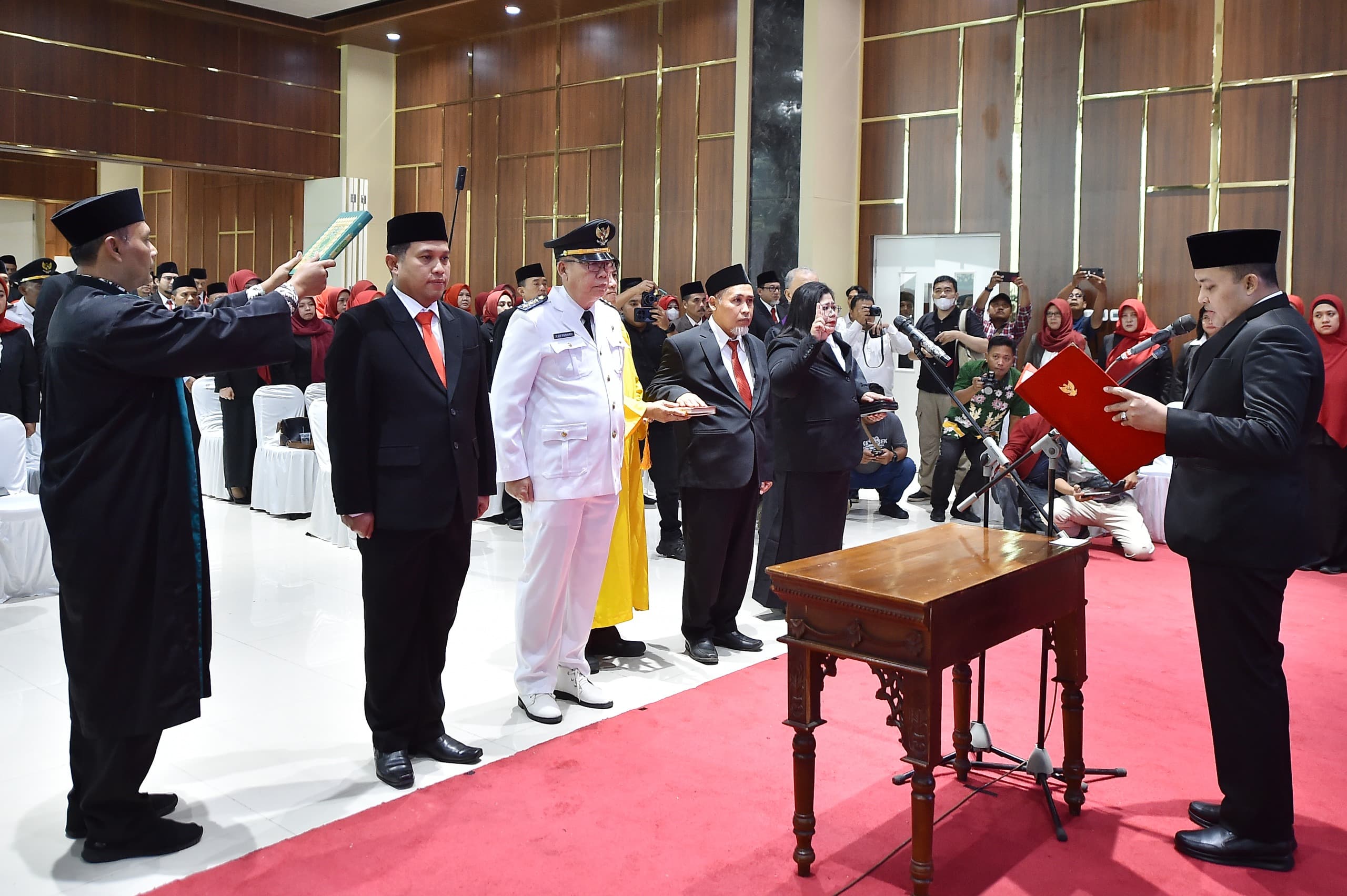 Bupati Rusdi Sutejo Lakukan Rotasi di Lingkup Pemkab Pasuruan