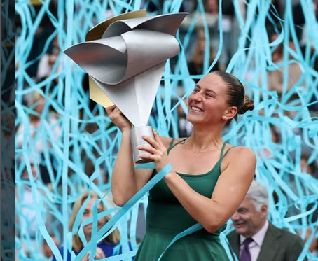 Kostyuk Juara Madrid Open, Tumbangkan Andreeva di Final Sarat Emosi