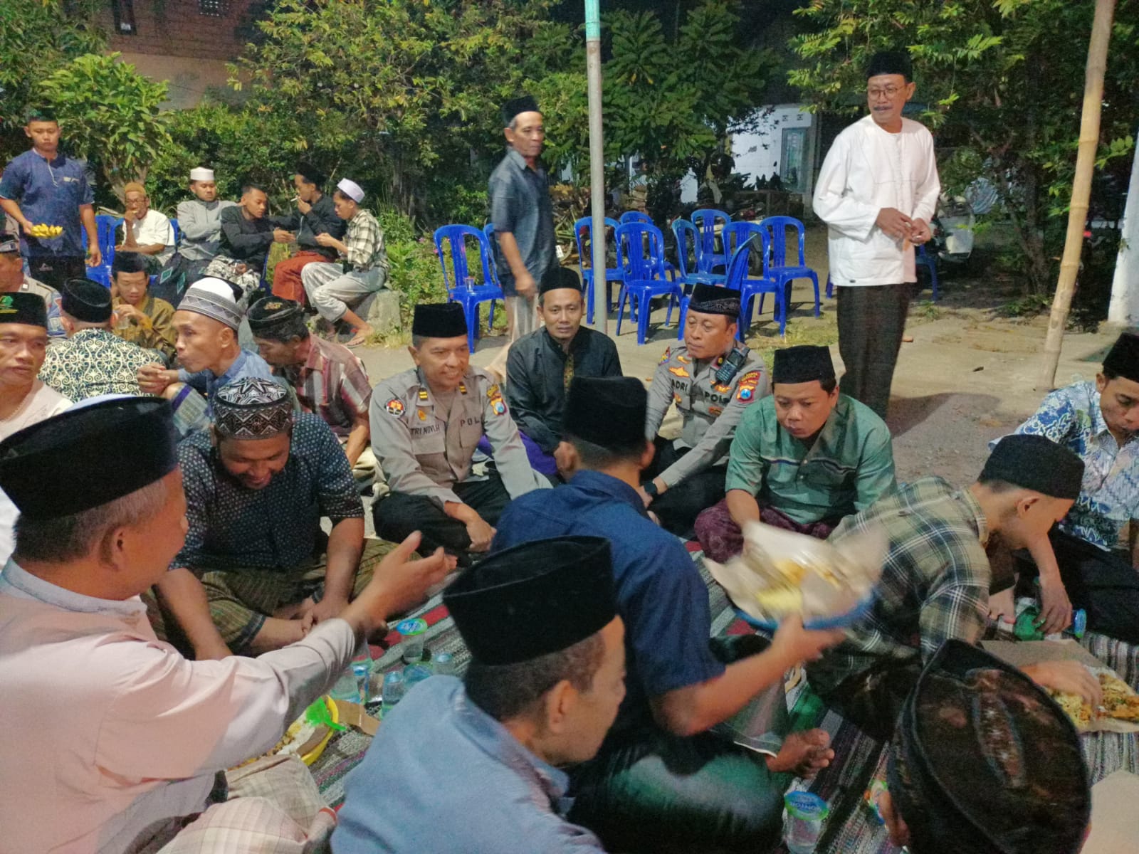 Polisi Takziah ke Rumah Duka Santri Ponpes Al Khoziny