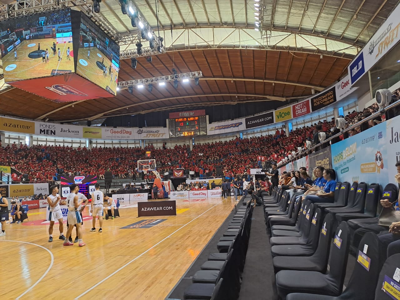 Pastikan Keamanan, Polsek Gayungan Jaga Kondusivitas Pertandingan Honda DBL 2024