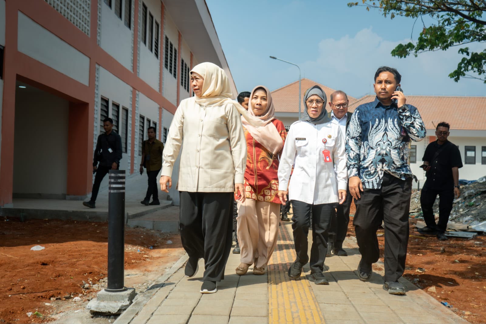 Gubernur Khofifah Kunjungi SRT 1 Gresik, Minta Kepala Sekolah Pastikan Tak Ada Perundungan