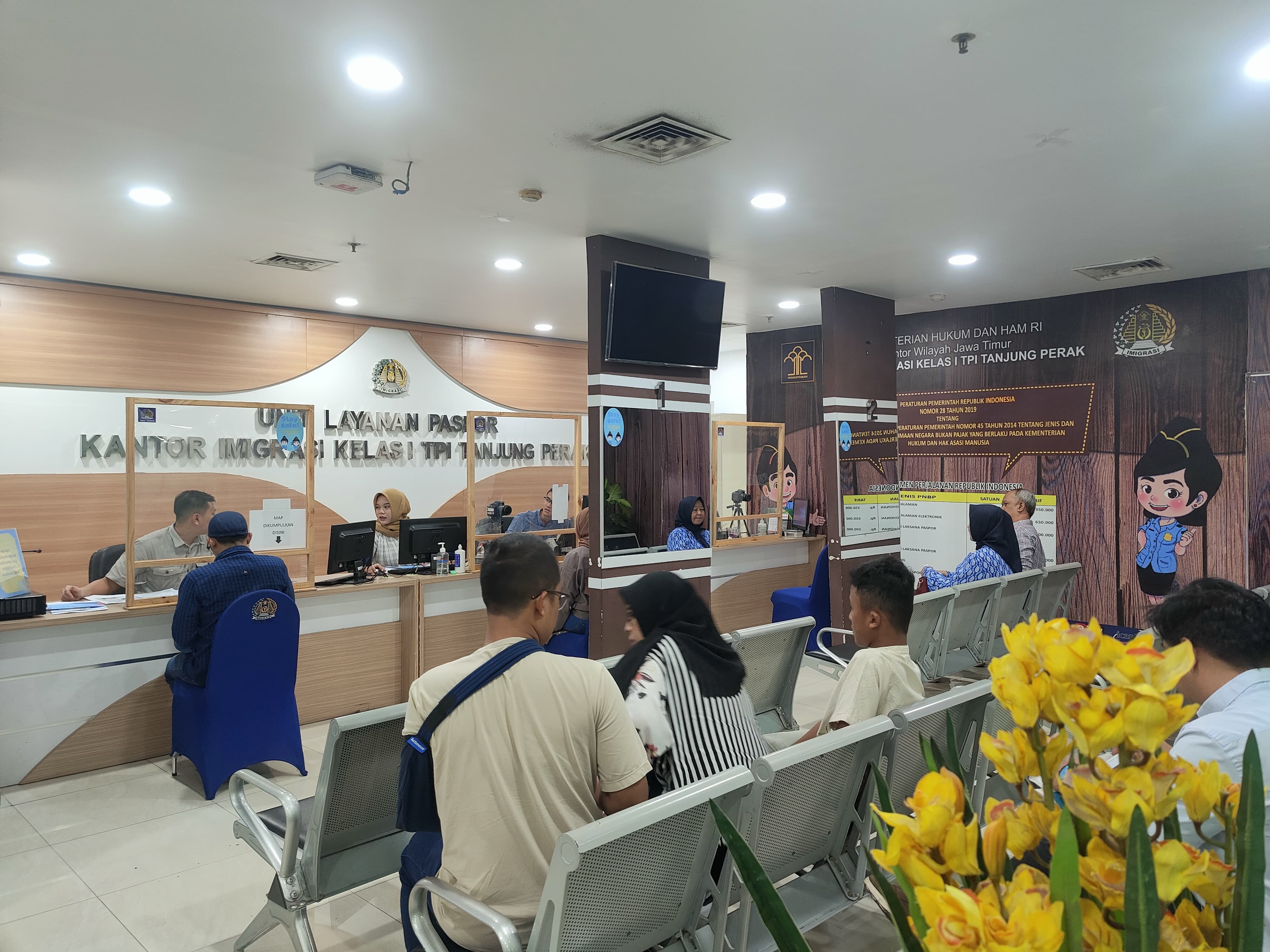 Sambut Ramadan, Kantor Imigrasi Kelas I TPI Tanjung Perak Gelar Layanan Paspor Simpatik