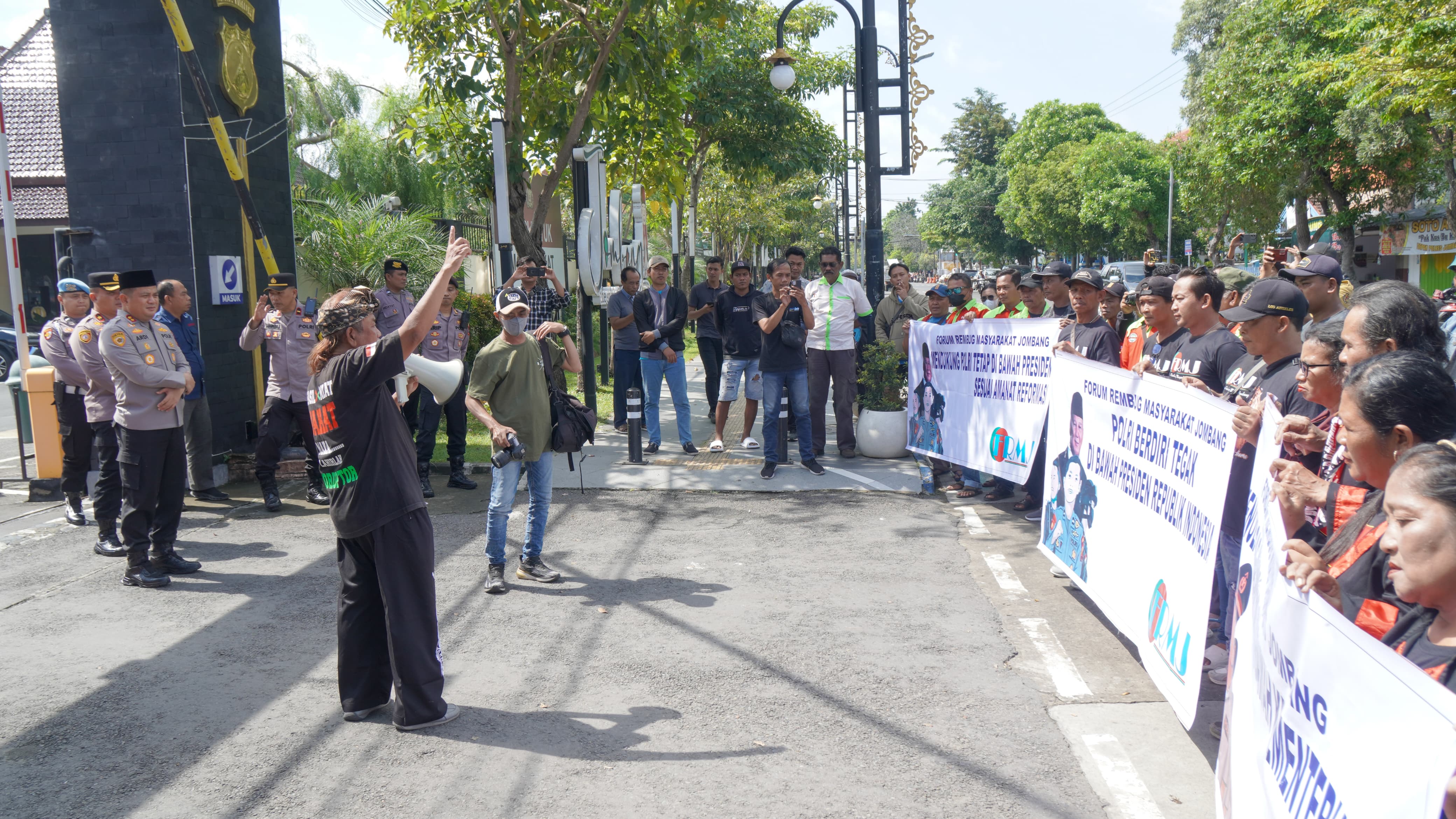 Jaga Independensi, Ormas FRMJ Jombang Tolak Wacana Polri di Bawah Kementerian