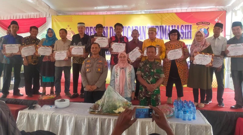 Warga Wonokromo Surabaya Terima Apresiasi dari Polsek atas Peran Aktif Jaga Kamtibmas