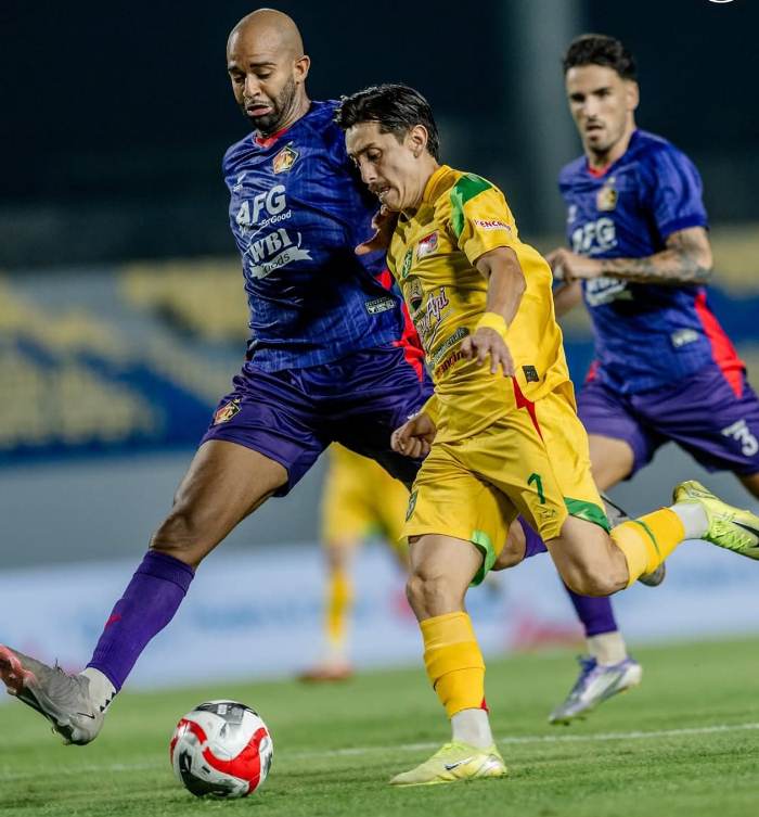 Performa Persebaya Pasang Surut, 10 Pertandingan Mengoleksi 5 Kartu Merah