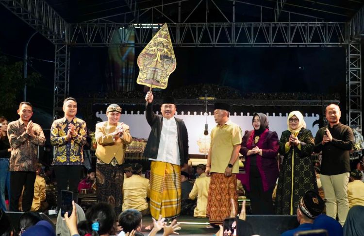 Wayang Kidulan Suntik Ekonomi Rakyat, Disbudpar Jatim Tegaskan Budaya dan Kreatif Saling Menguatkan
