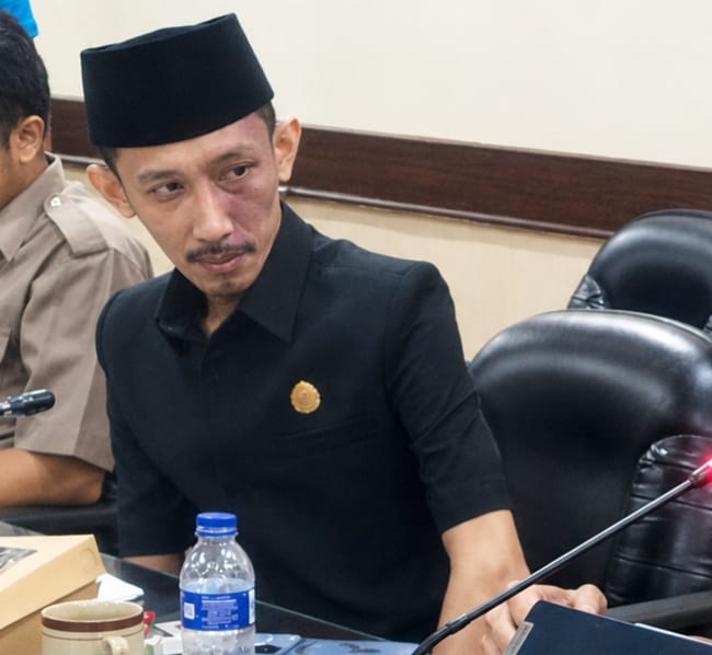 Legislator Gerindra Main Game saat Rapat Wabah Campak, Ketua DPRD Jember: Tidak Beretika dan Melukai Marwah