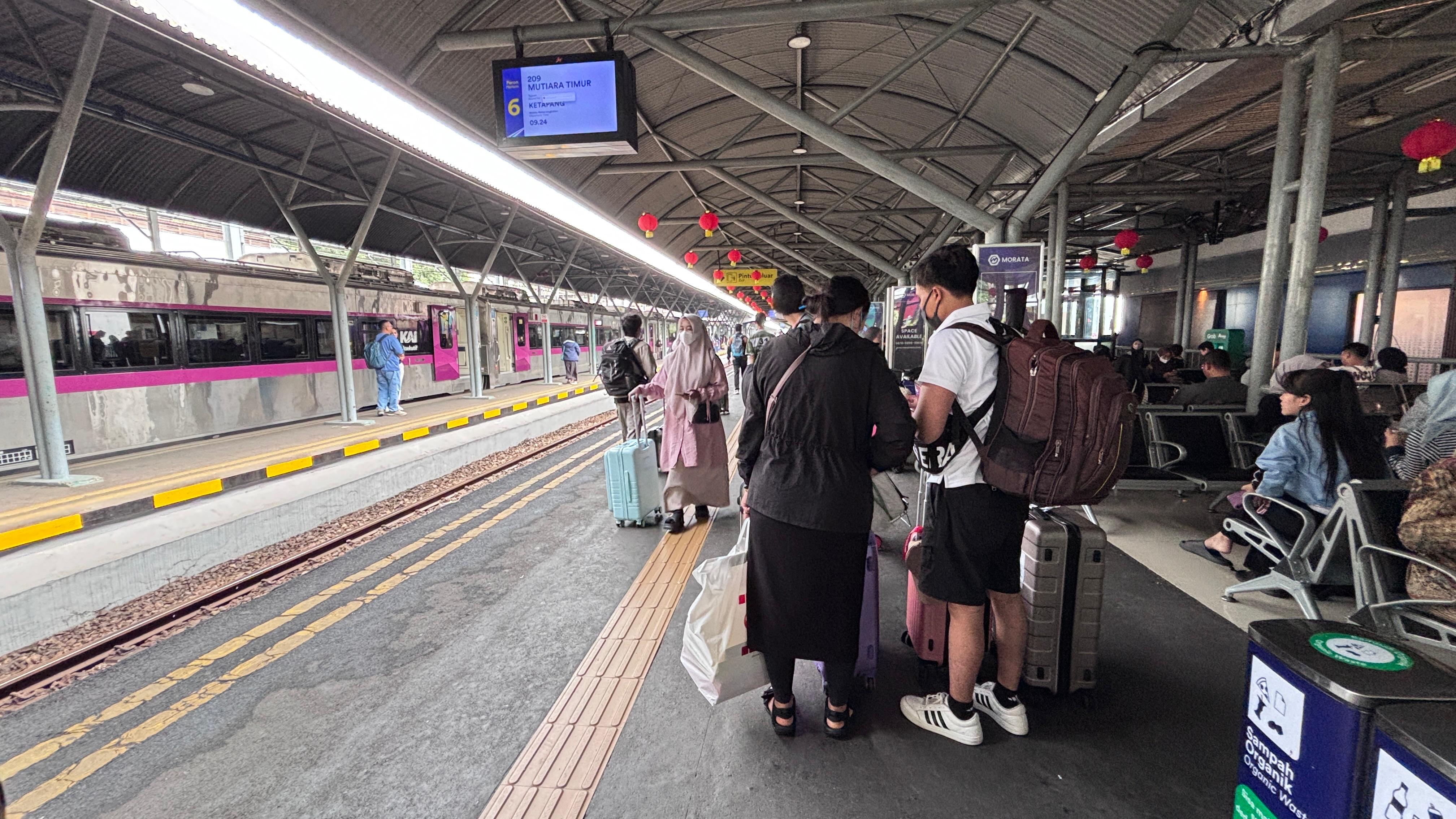 Tiket Kereta Api Lebaran Laris Manis, Lebih dari 31 Ribu Terjual