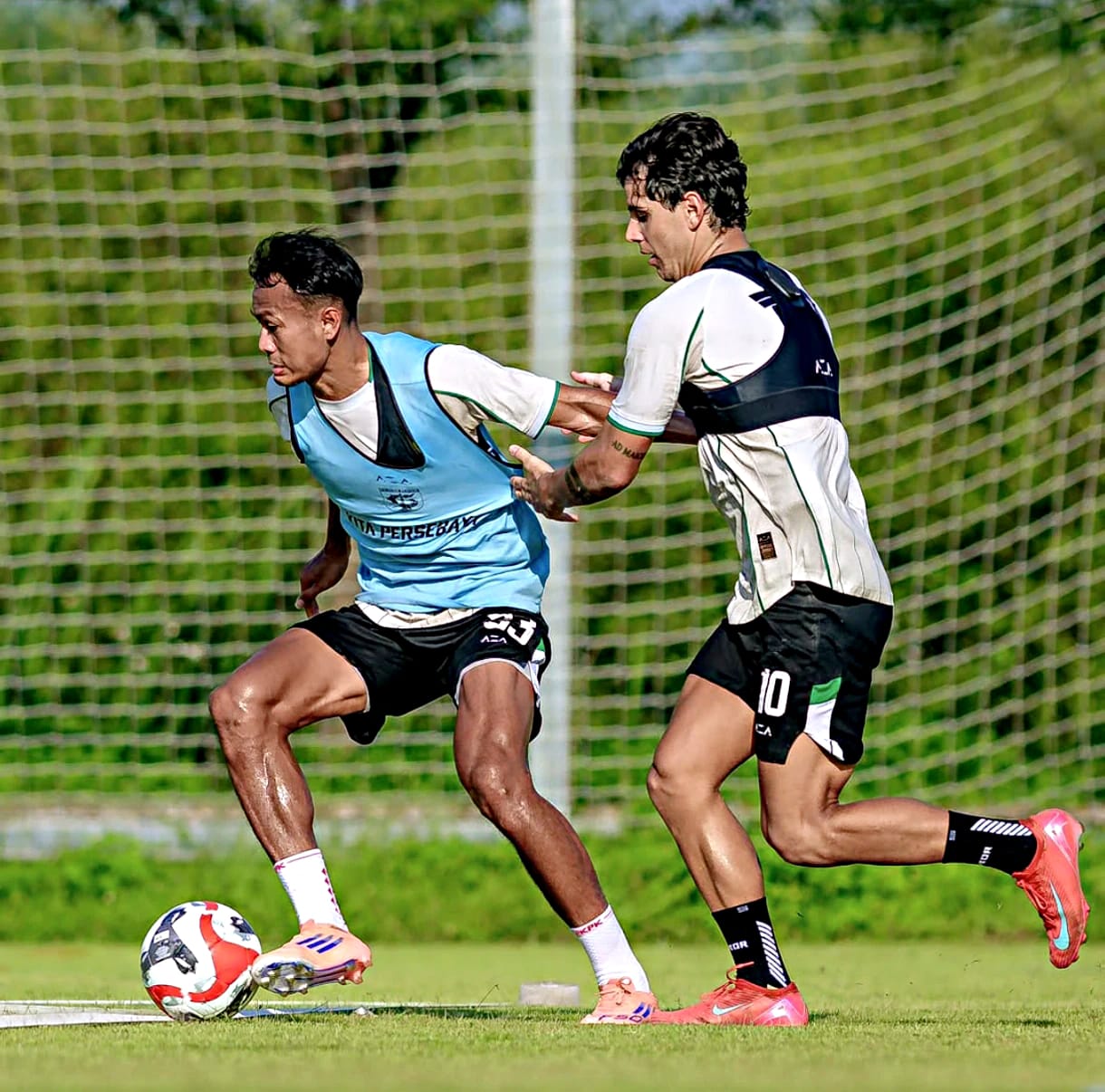 Jadwal Pertandingan Bulan April Padat, Persebaya Tingkatkan Fisik Pemain