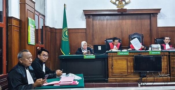 Pedagang Pasar Keputran Edarkan Sabu demi Rp1,2 Juta: Ngaku Terjebak karena Butuh Uang