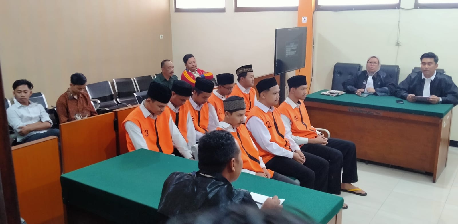 Terdakwa Kasus Pabrik Narkoba, 1 Diputus 20 Tahun, 7 Diputus 18 Tahun