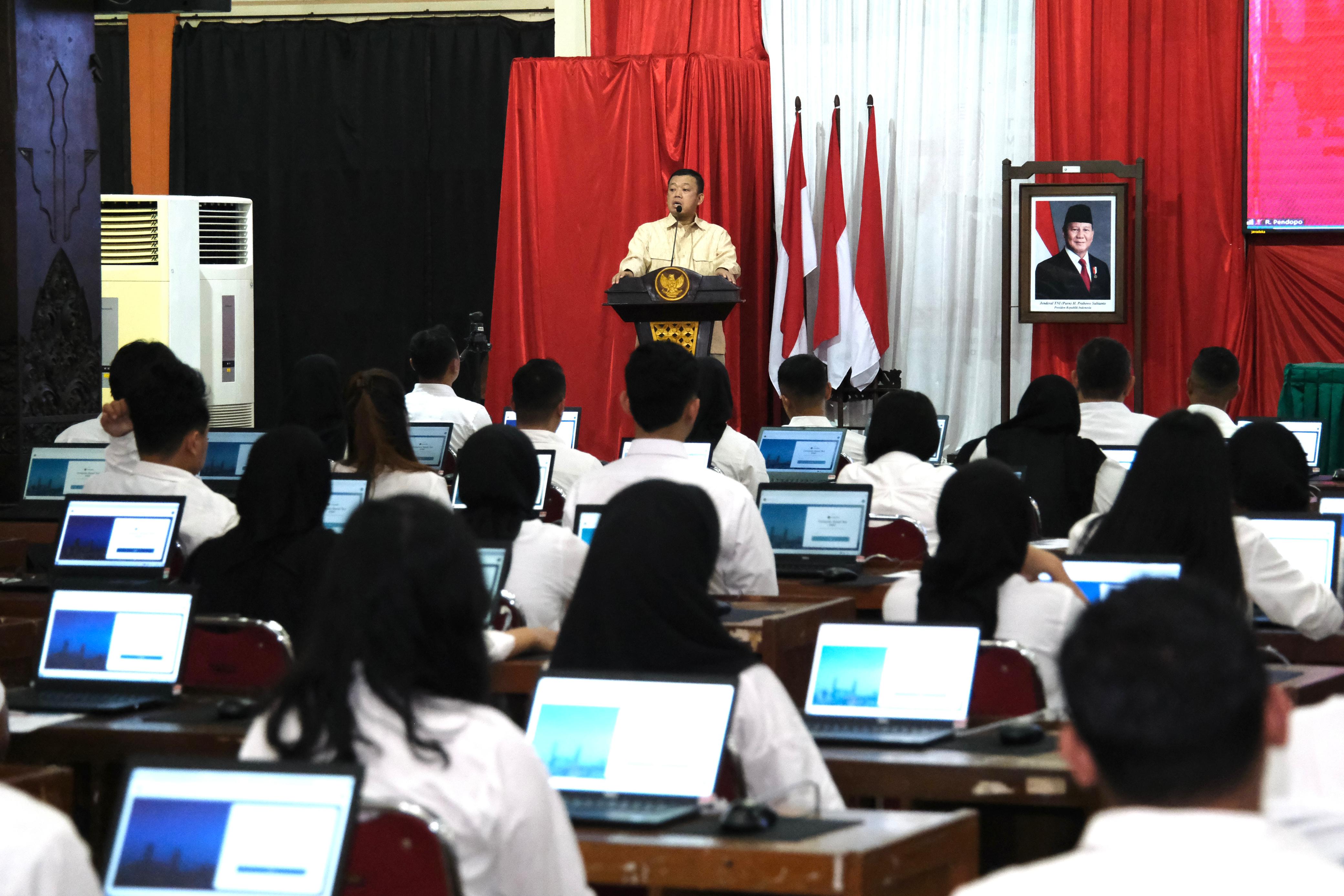 Buka Ujian PPAT di STPN, Menteri Nusron: PPAT Akan Terlibat dalam Transformasi SDM yang Dijalankan Kementerian