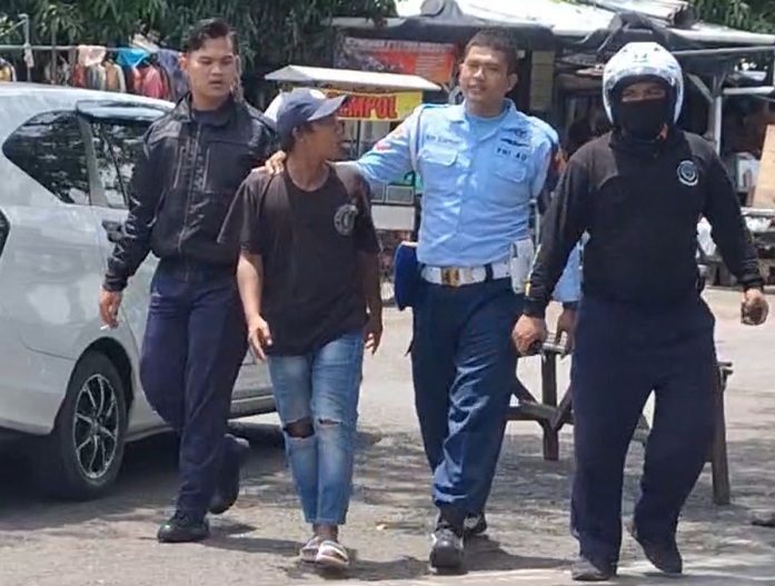 Tarik Ongkos Parkir Mobil Rp 50 Ribu di Sekitar Terowongan TIJ,  2 Jukir Liar Ditindak Tegas