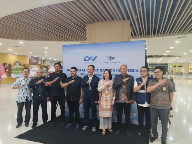 Berangkat Langsung dari Juanda, Imigrasi Surabaya Pastikan Pelayanan Prima untuk Jemaah Umrah