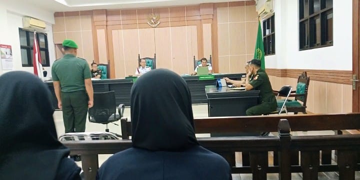 Abaikan Fakta Persidangan dan Bukti Sangat Lemah, Pratu RA Divonis Pecat dari TNI