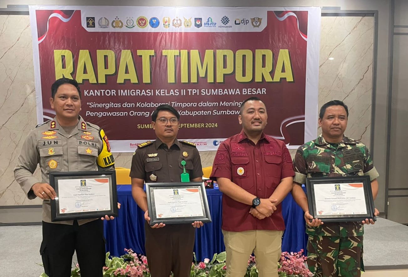 Rakor Timpora, Kakanim Sumbawa Kedepankan Sinergitas dan Kolaborasi Awasi Orang Asing