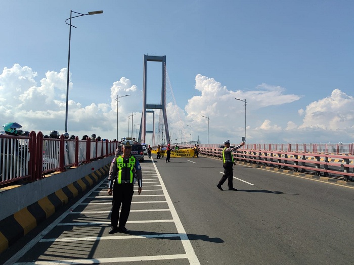 Uji Dinamis Bentang Tengah, Akses Jembatan Suramadu Ditutup Bertahap