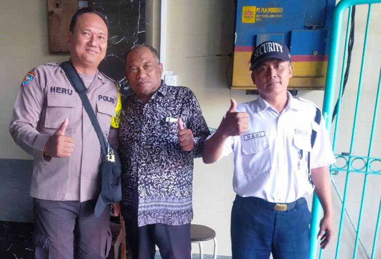Polsek Sawahan Surabaya Sambangi SMK Antartika Surabaya, Ingatkan Pelajar Jauhi Aksi Anarkis