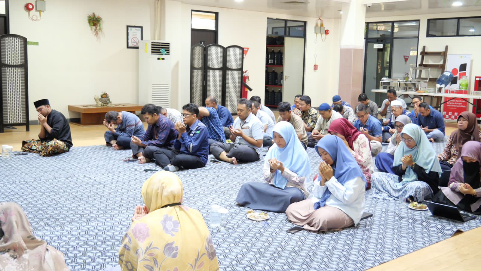 PLN Indonesia Power UBP Grati Gelar Doa Bersama untuk Korban Bencana di Aceh, Sumut, dan Sumbar