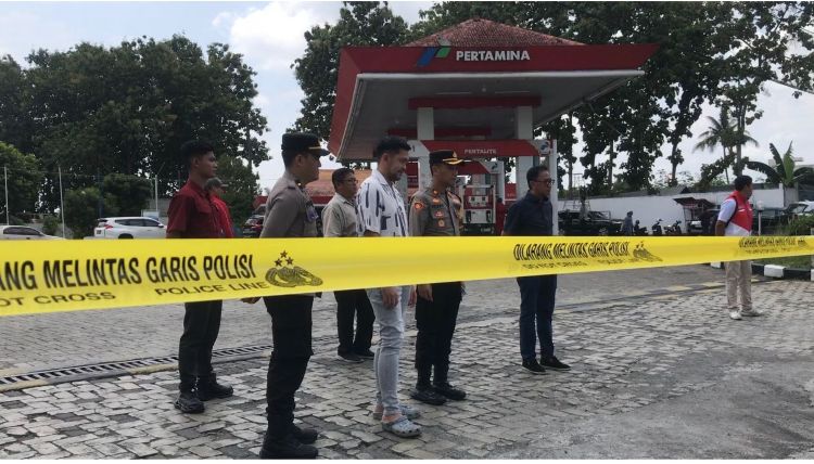 Dugaan Penyelewengan Solar Subsidi, SPBU di Jalan Teuku Umar Jember Disegel 