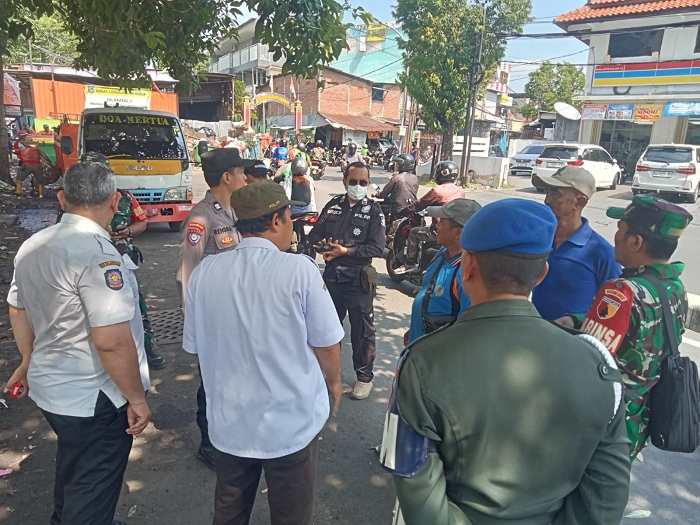 Pemkot Surabaya Tertibkan Sampah dan Pemulung di TPS Jetis