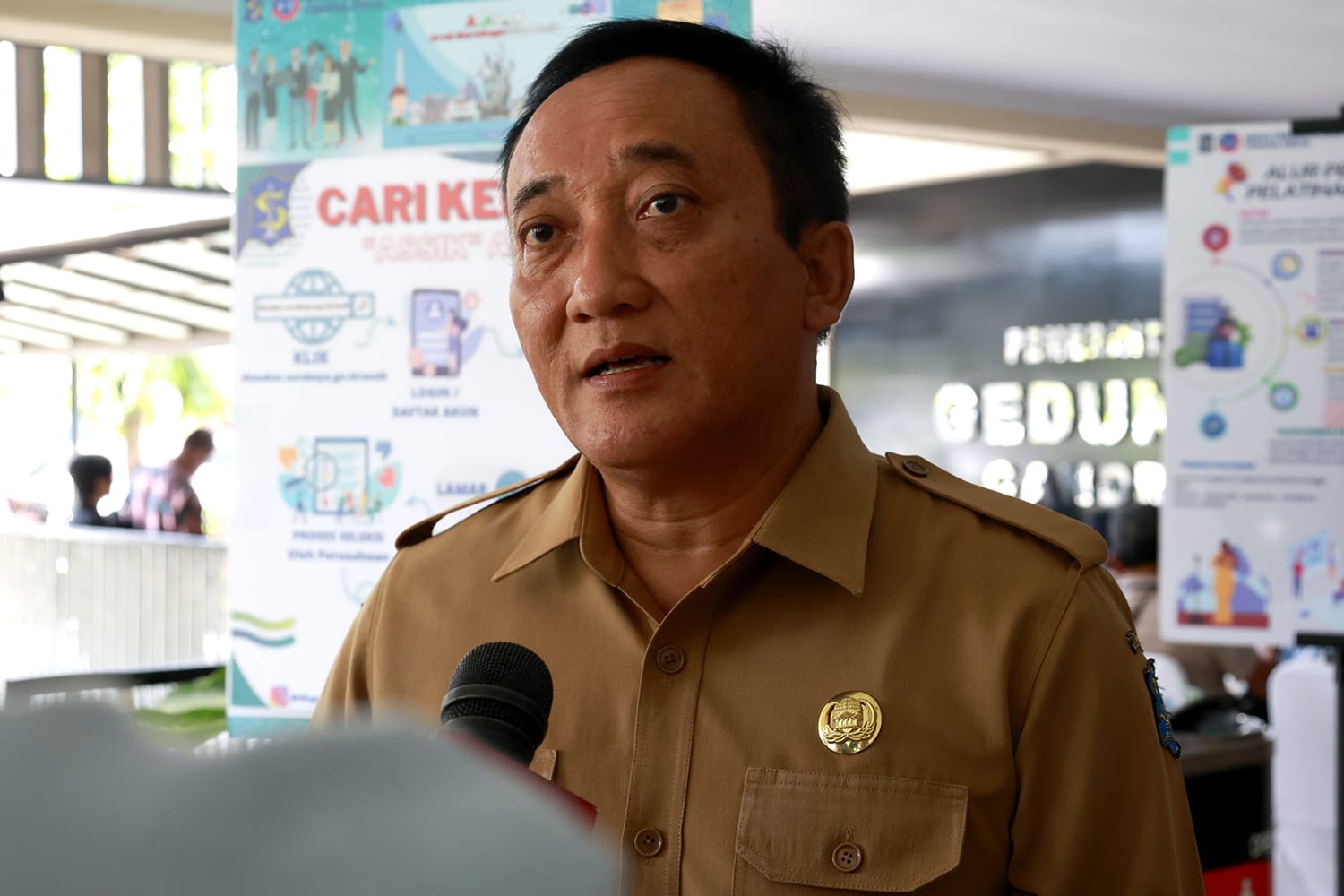 Surabaya Perketat Akses Kerja, Tenaga Kerja Urbanisasi Kian Tersisih? 