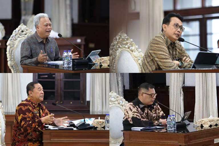 Empat Pejabat Terbaik Surabaya Bertarung Habis-habisan demi Kursi Sekda