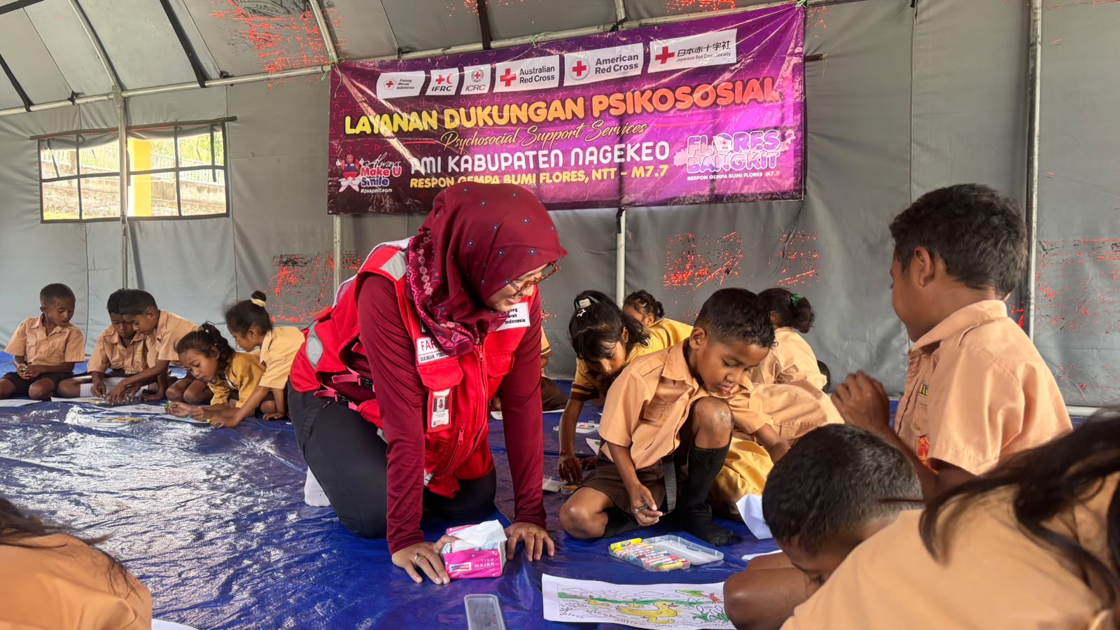   PMI Hadir Sembuhkan Luka Batin Siswa SDK Gawalea Pascagempa