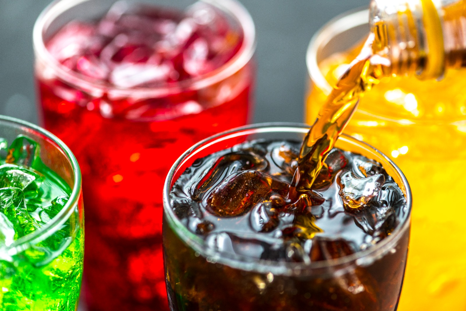 Waspada! Deretan Makanan dan Minuman Ini Diam-Diam Bisa Merusak Kesehatan Tulang