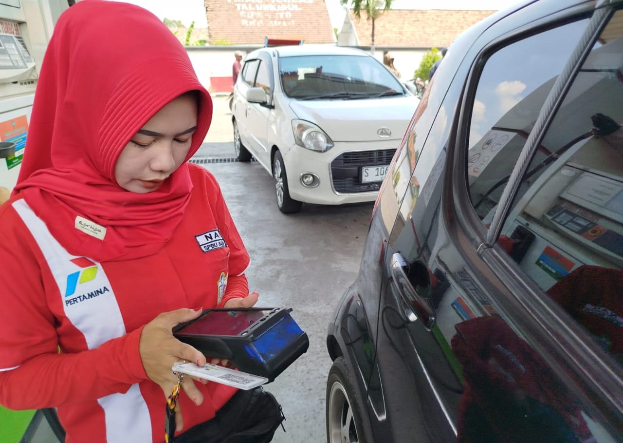 Konsumen Apresiasi Pembelian Pertalite di Jombang Pakai QR Code