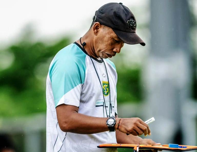 Persebaya Ungkap Target yang Harus Dipenuhi Uston Nawawi