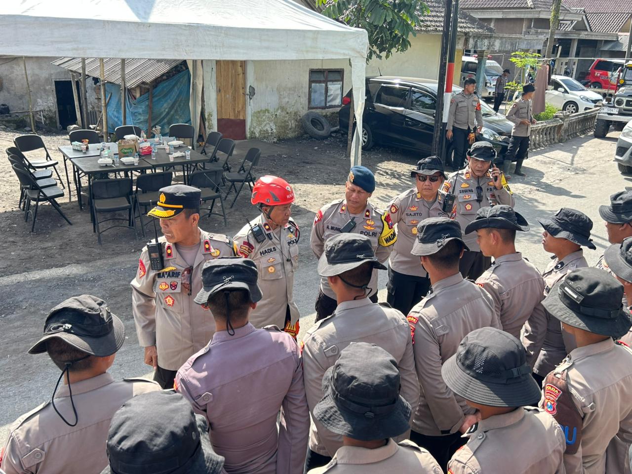 Petugas Gabungan Percepat Perbaikan Tanggul Sungai Curah Kobokan Pascaerupsi Semeru