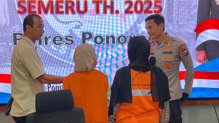 Polres Ponorogo Bekuk 2 Perempuan Pengedar Narkoba Lintas Provinsi