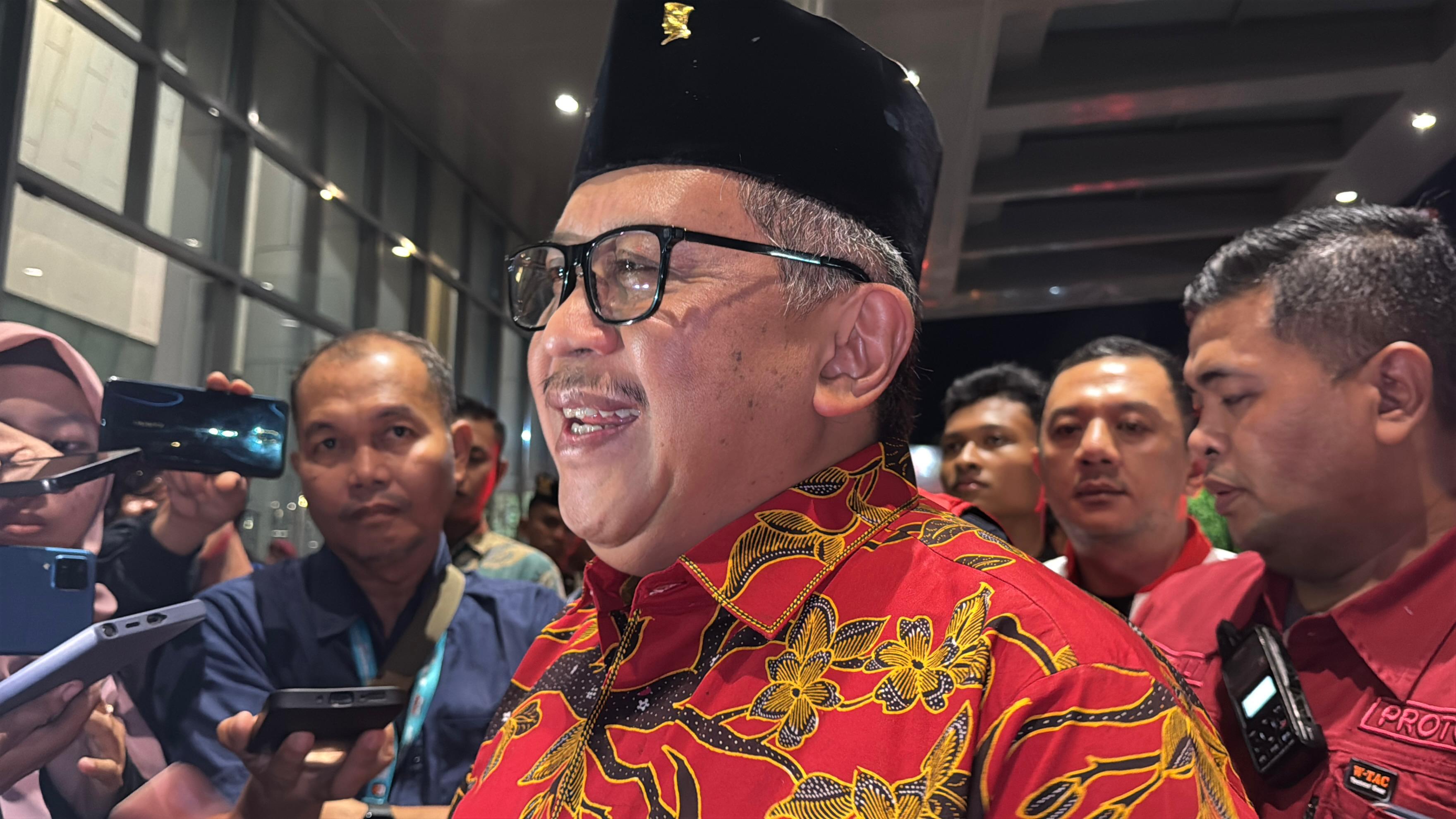 Hasto Optimistis Risma-Gus Hans Menang di Pilgub Jatim 2024