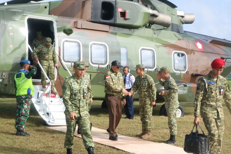 Menhan Tinjau Pembangunan Yonif TP 887/KJM di Lamongan