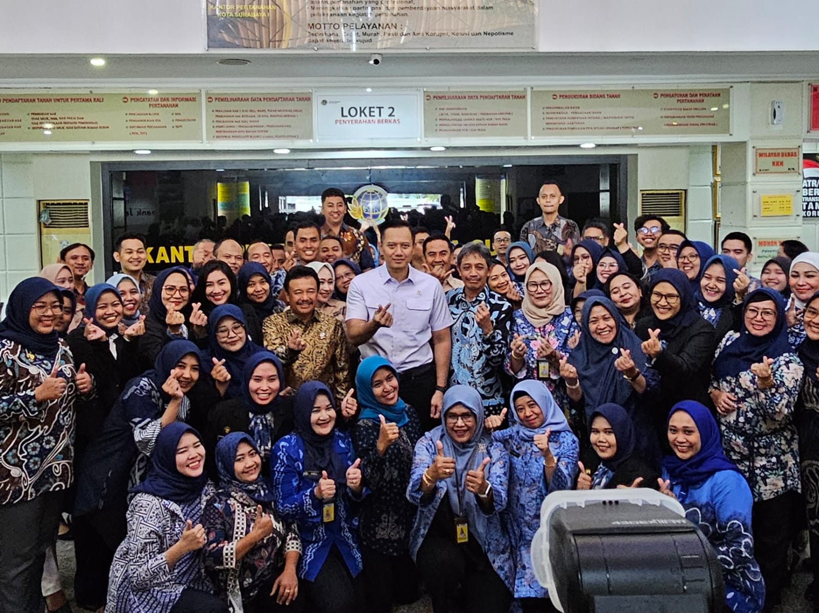 Kunjungi Kantah Surabaya I, Menteri ATR/Kepala BPN Imbau Masyarakat Manfaatkan Layanan yang Ada
