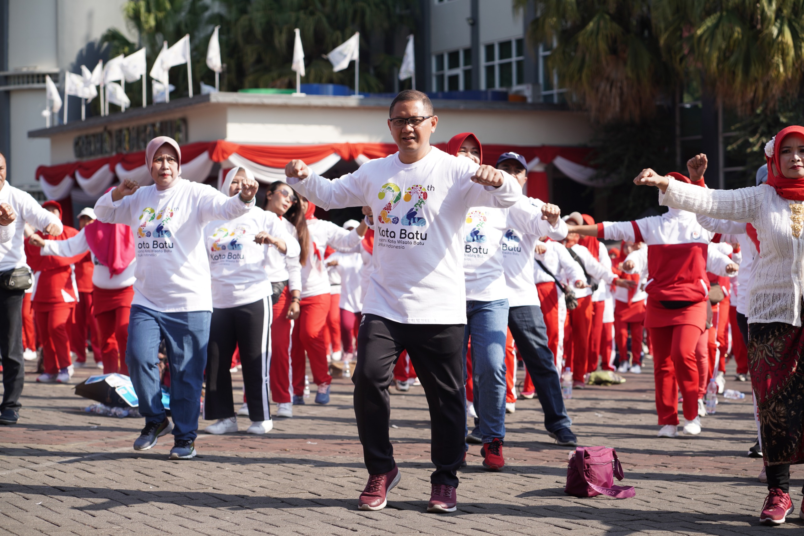 Hari Jadi Ke-22 Kota Batu, 2 Ribu Orang Semarakkan Senam Massal