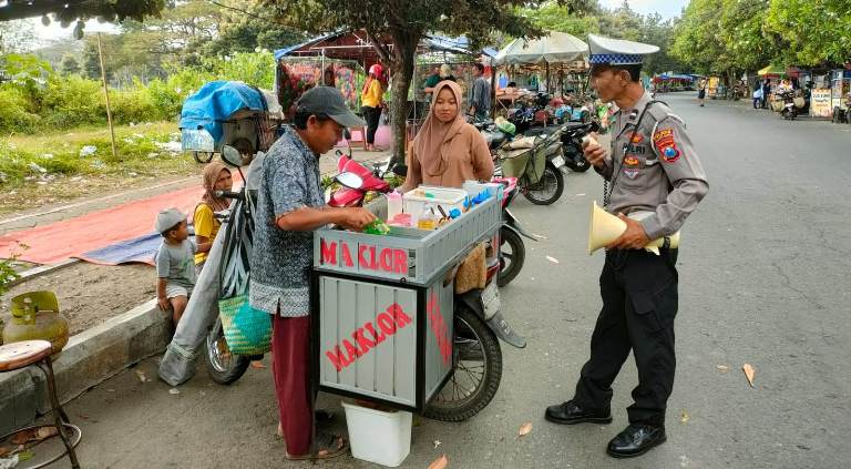 Satlantas Polres Kediri Kota Gencar Kampanyekan Kamseltibcarlantas di GOR Jayabaya