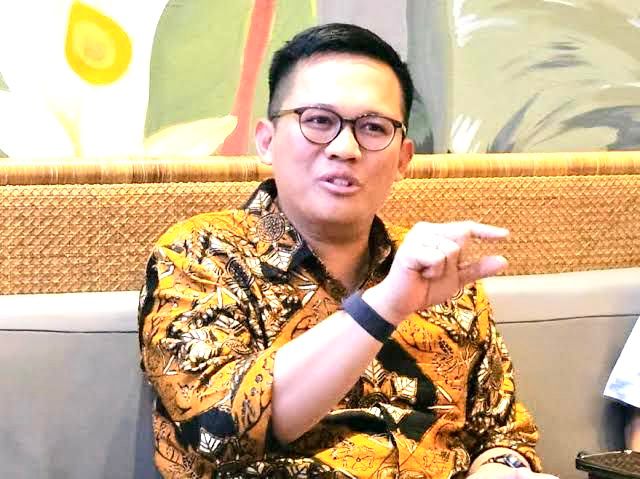 Fluktuasi Pasar, Ketua Kadin Surabaya Ajak Pebisnis Teladani Kearifan Buffett dan Munger
