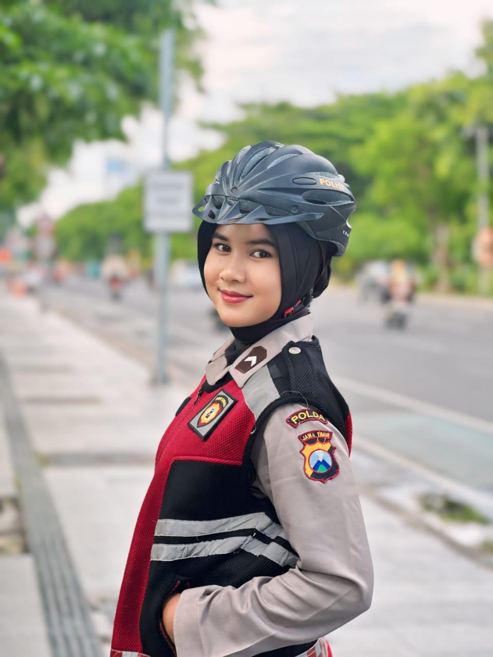 Kisah Sukses Bripda Maya Regina Dinatha, Tak Lepas Baca Al Fatihah Hingga Lulus Jadi Abdi Negara