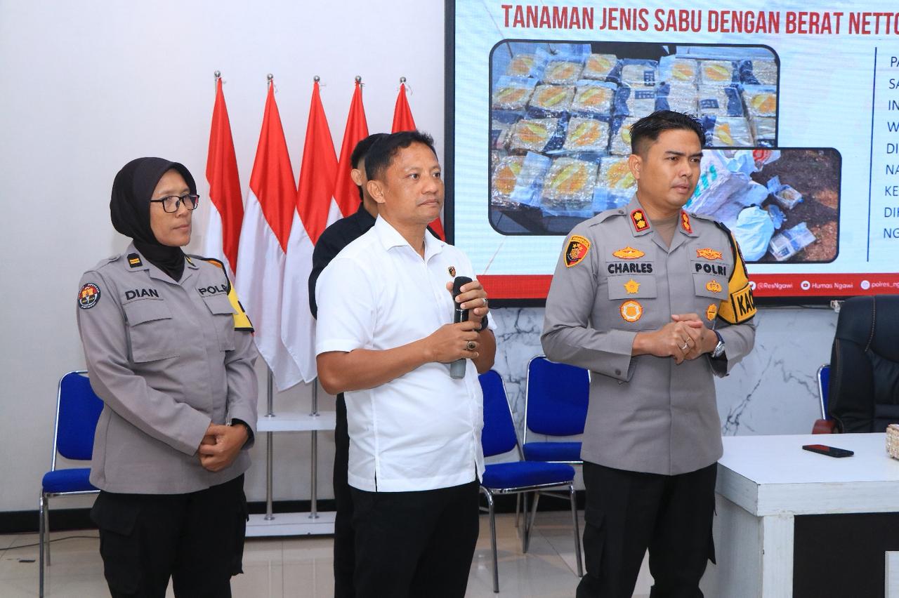 Polres Ngawi Gagalkan Peredaran Narkoba Jenis Sabu 29,98 Kg 