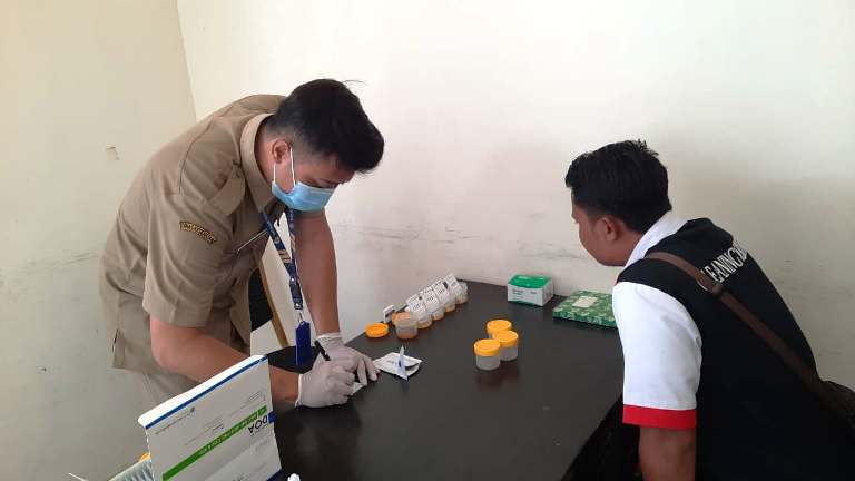 RSUD Besuki Situbondo Gelar Tes Urine Pegawai, Pastikan Tenaga Kesehatan Bebas Narkoba