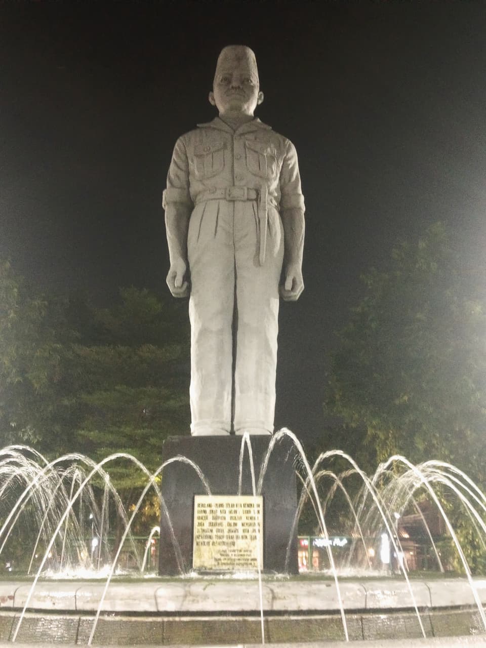 Mengenal Sosok Gubernur Soerjo, Pelopor Pertempuran 10 Nopember di Surabaya